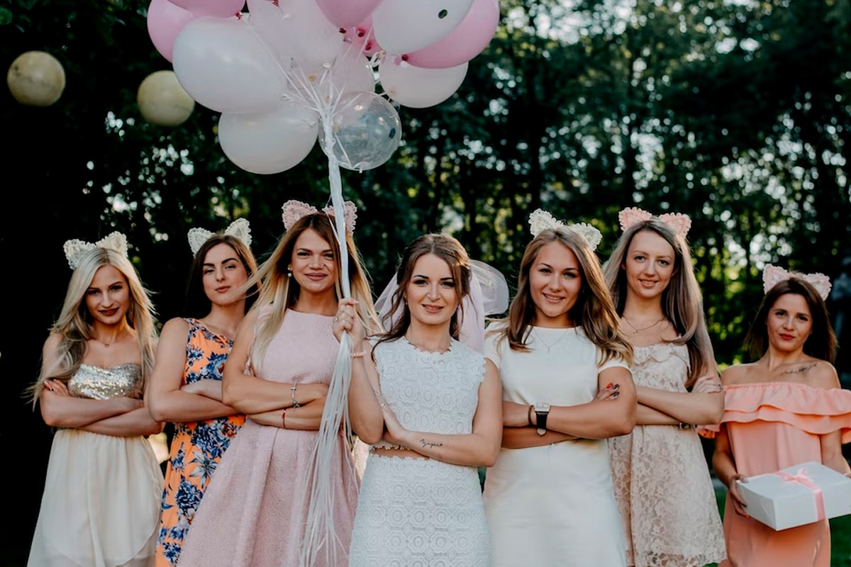 bride and bridesmaids